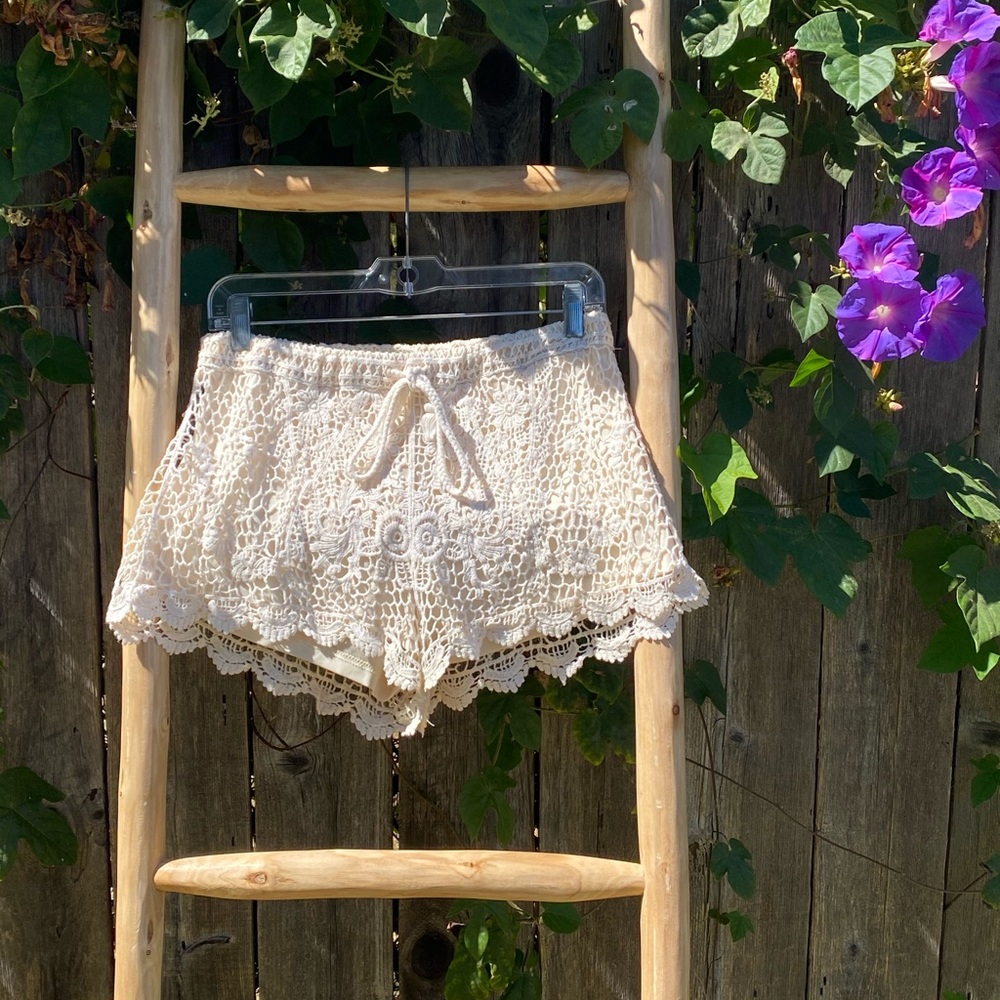 Cream white crochet shorts